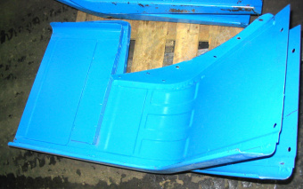 Крыло правое переднее Т-150  151.47.014-3