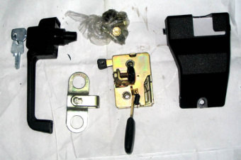 Замок двери левый (МТЗ)  80-6105010